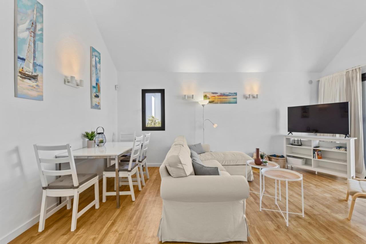 Home2Book Design House Bastian Beach กอสตา เตกีสเซ ภายนอก รูปภาพ